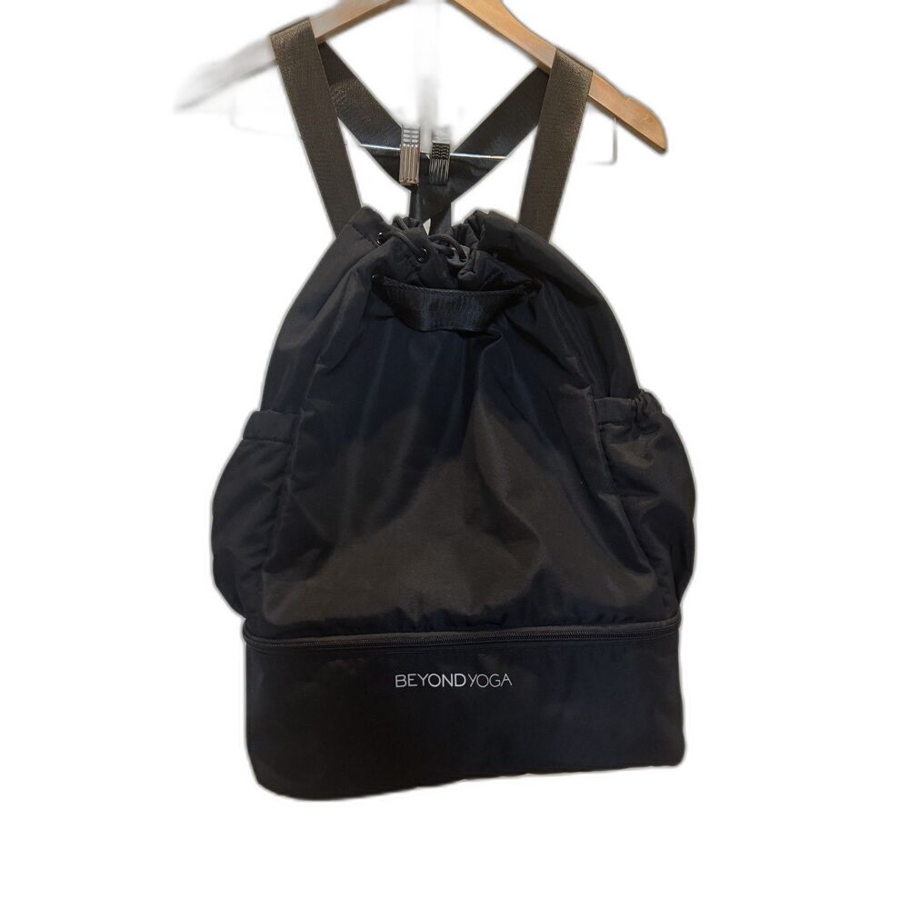 Beyond Yoga drawstring, backpack, gym bag, black VGUC